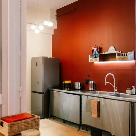 Historic Sea View Apartment, Downtown Saloniki