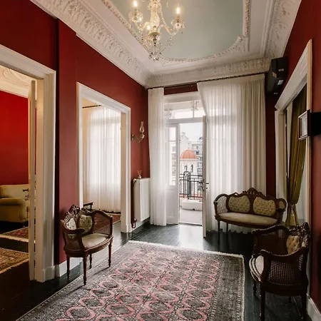 Historic Sea View Apartment, Downtown شقة