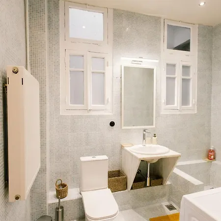 شقة Historic Sea View Apartment, Downtown *